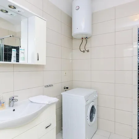 M - One Bedroom With Terrace Appartement *