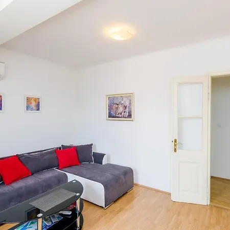 M - One Bedroom With Terrace * Ντουμπρόβνικ